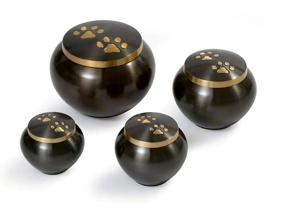 Pawprint Urn - £45 - £80